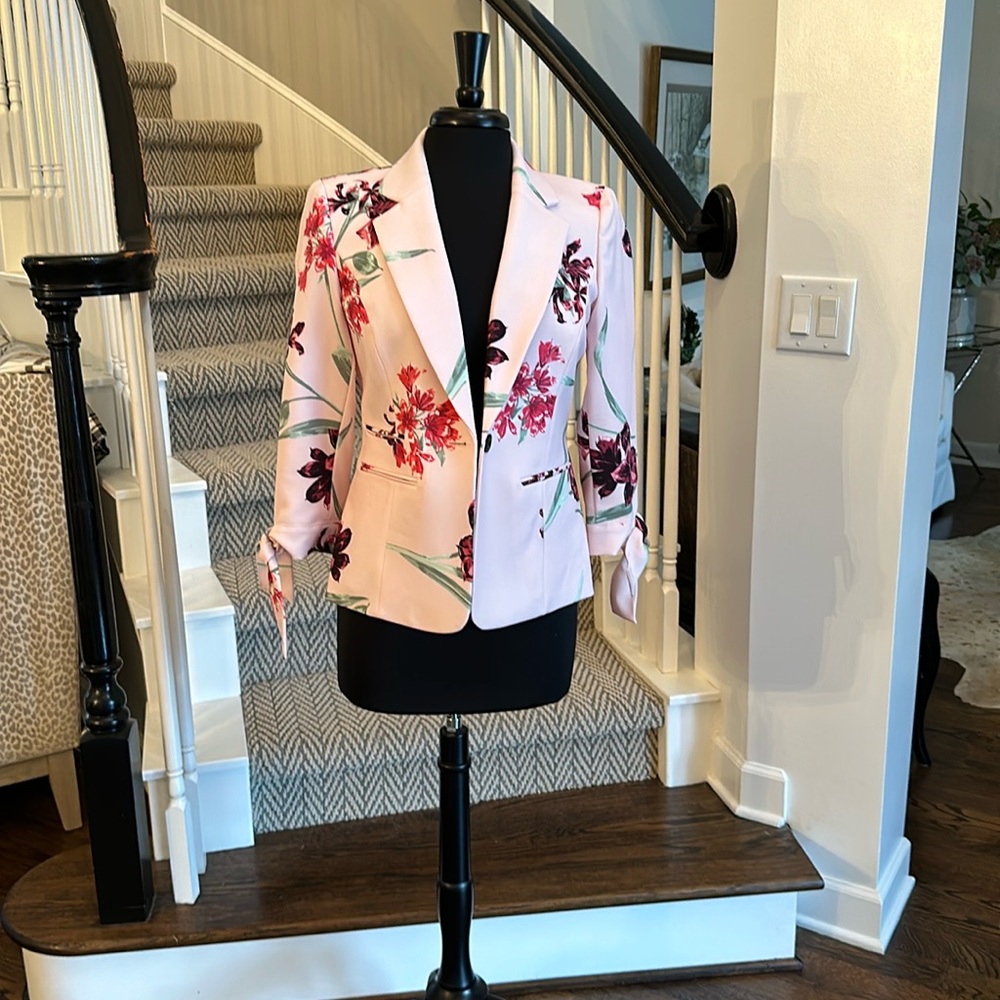 NWOT Nine West Floral Print Blazer
